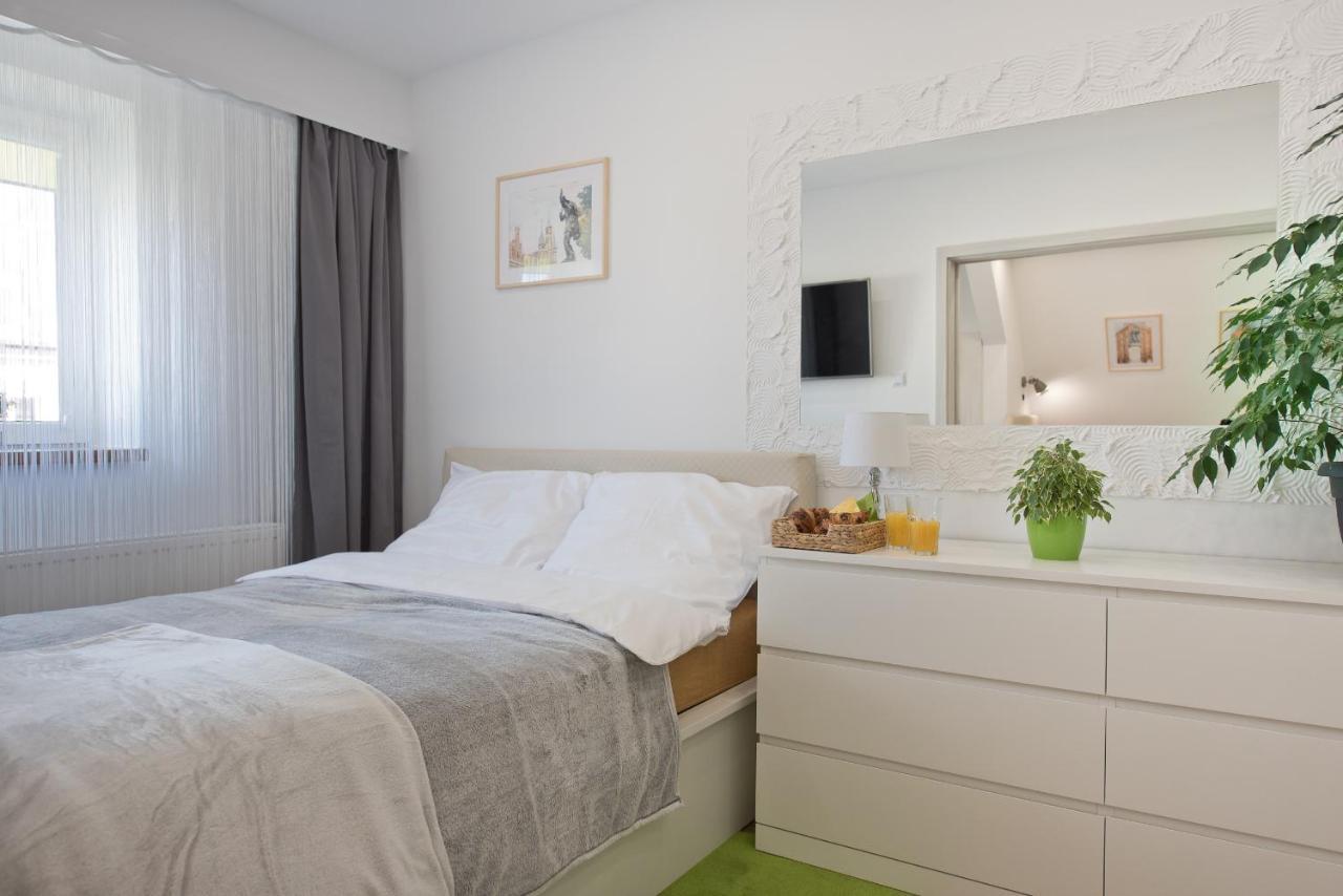 Apartment Centrum 3 *